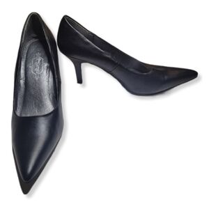 SHOE CANDY 3 1/4" Heel Black Pumps Size 7